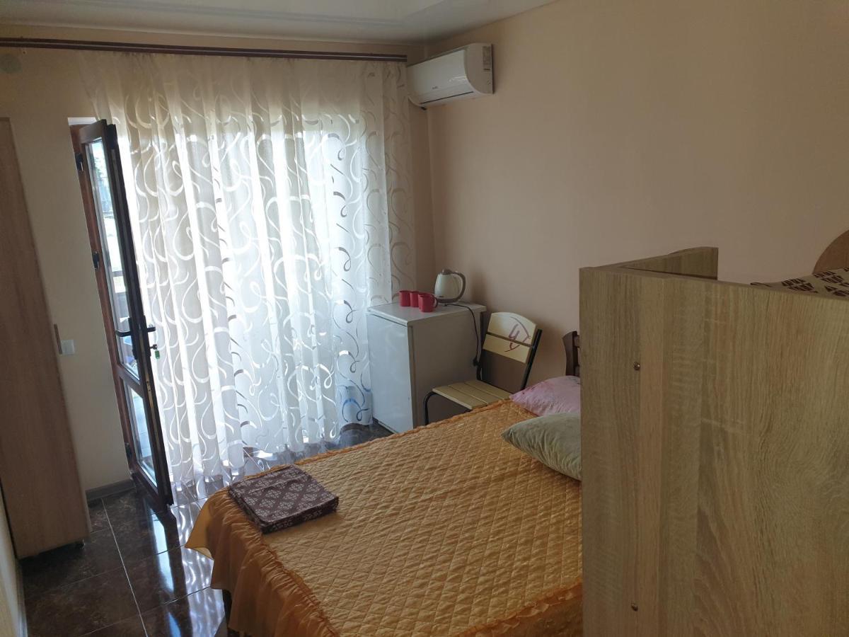 Otel Elena 쿠로르트네 외부 사진